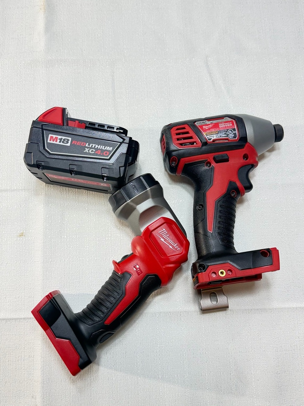 Milwaukee M18 Red Lithium Impact Driver & Flashlight Set - Red/Black
